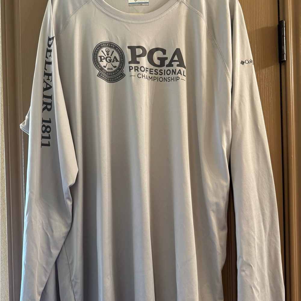 Columbia Men's Light Gray Long Sleeve Tee